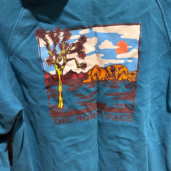 The North Face Women’s Blue/Teal Hoodie Sweater Size L - Picture 3 of 4